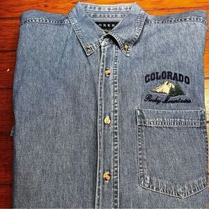 EUC Oxer Short Sleeve Denim Colorado Roxy Mountains Embroidered Size Lg #MSOC16